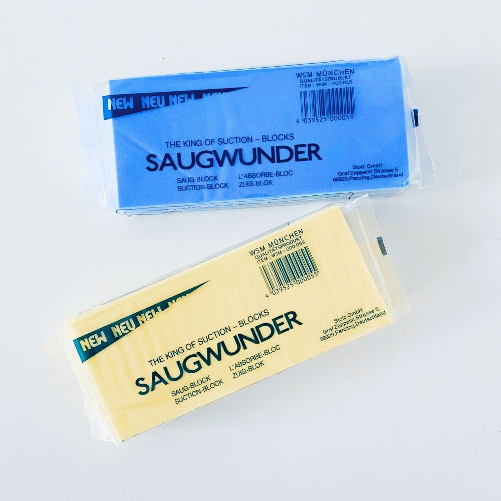 Blauer und gelber XXL Saugwunder Schwamm in Verpackung